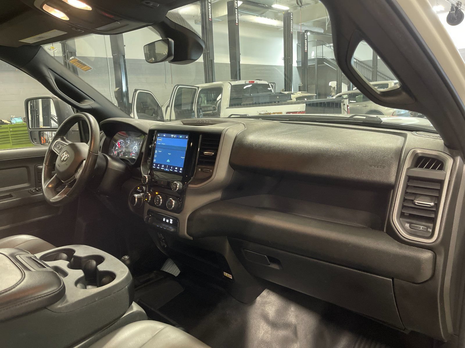 Used 2023 RAM 2500 Tradesman w/ Towing Technology Group AWD/4WD image 17