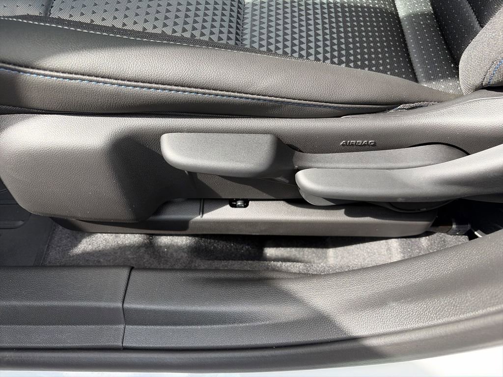 New 2026 Chevrolet Trax LT image 18