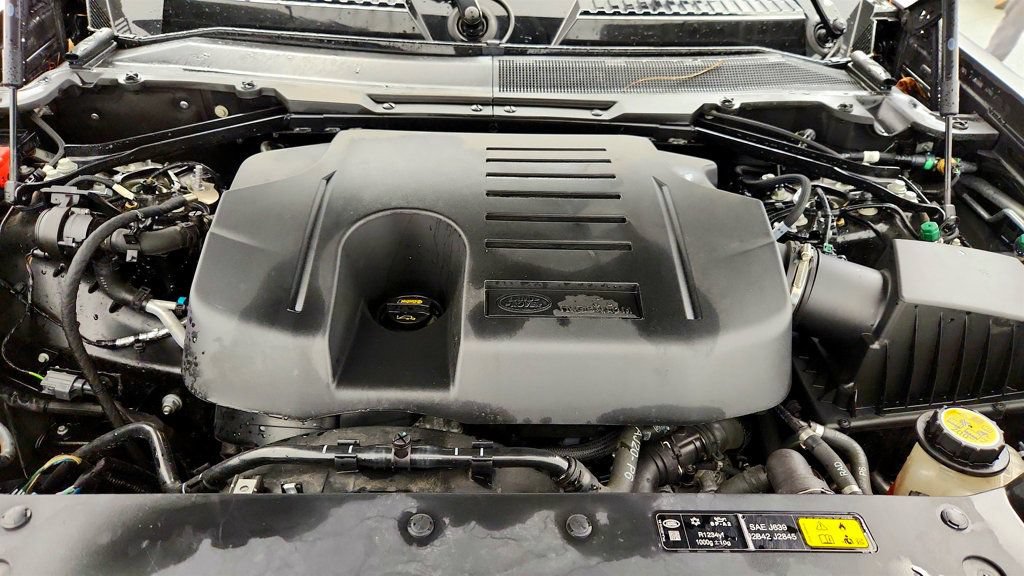 Used 2022 Land Rover Defender 110 X AWD/4WD image 28