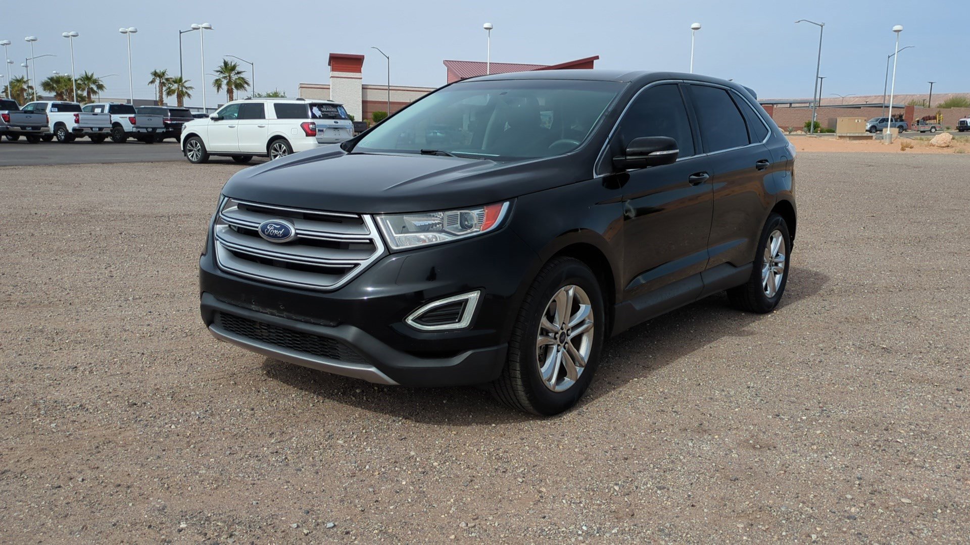 Used 2018 Ford Edge SEL w/ Equipment Group 201A FWD image 7