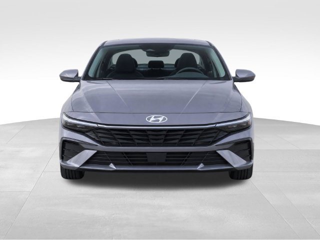 Used 2024 Hyundai Elantra SEL w/ Convenience Package FWD image 5