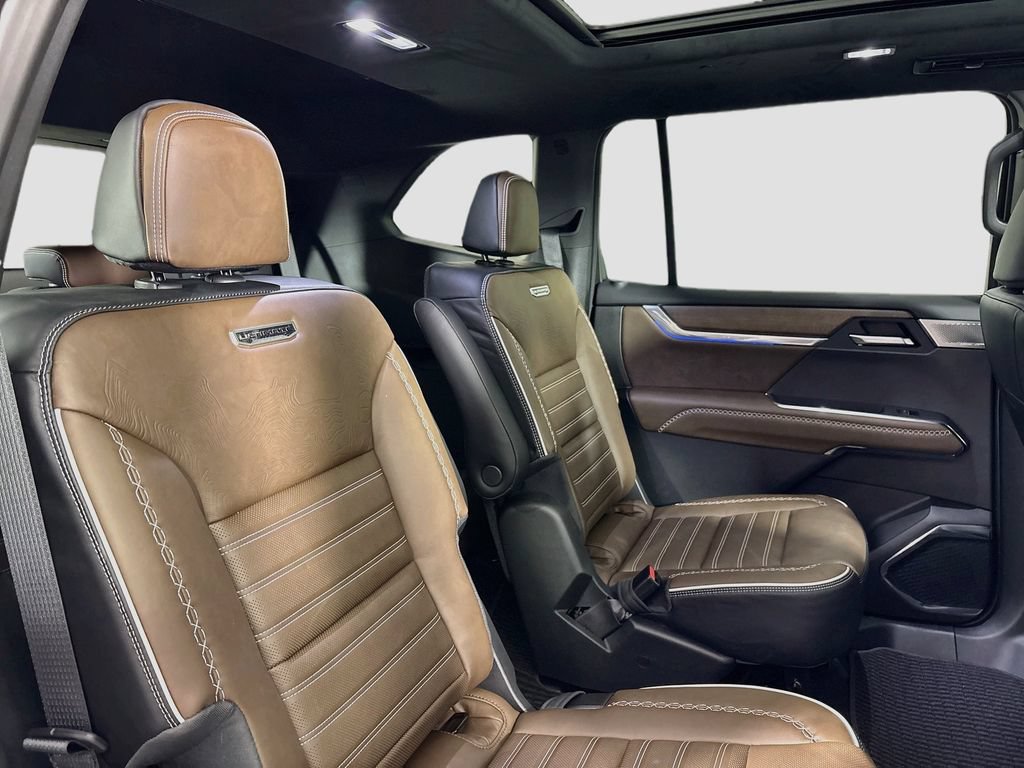 New 2026 GMC Acadia Denali Ultimate AWD/4WD image 29