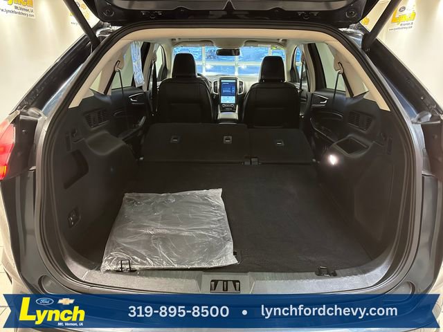 Used 2024 Ford Edge Titanium AWD/4WD image 22