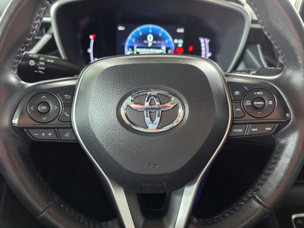 Used 2024 Toyota Corolla XSE FWD image 24