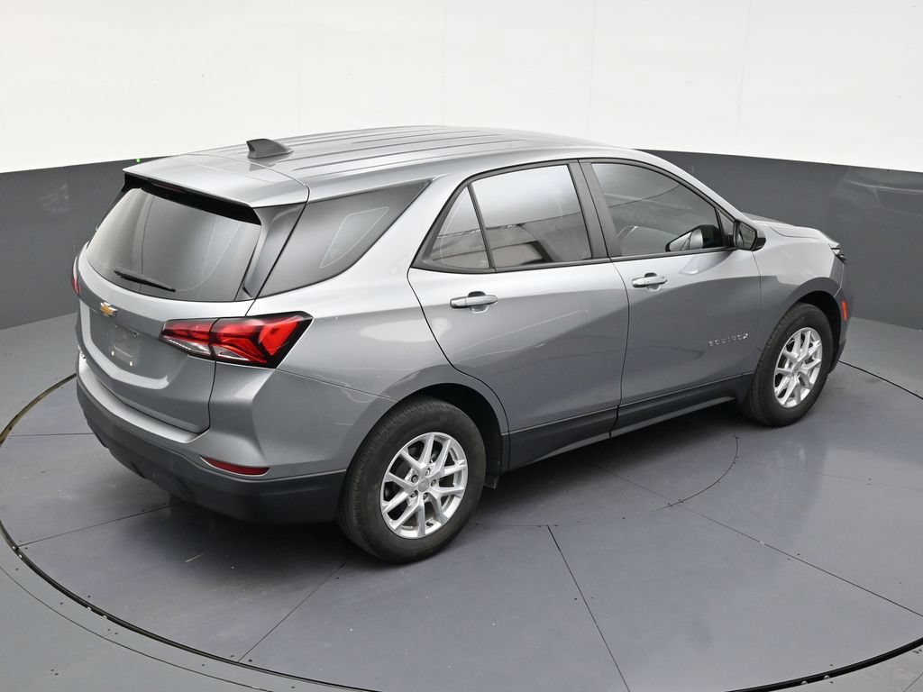 Used 2024 Chevrolet Equinox LS FWD image 16