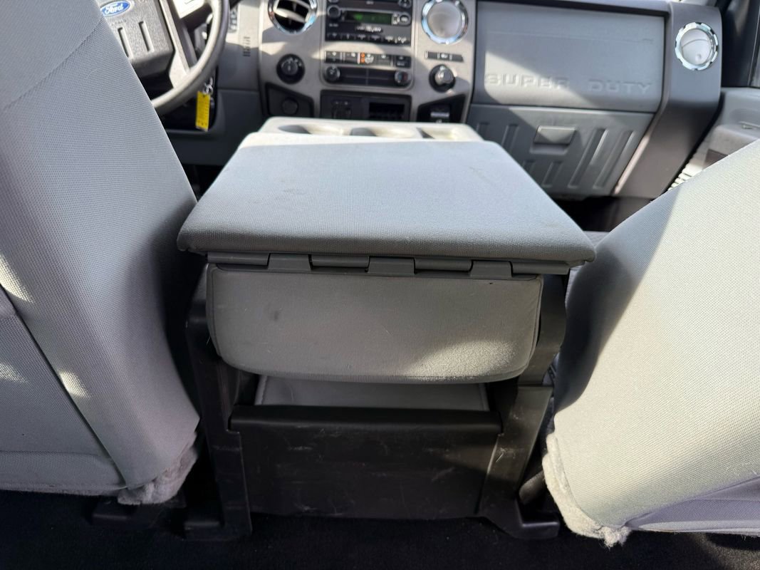 Used 2011 Ford F350 XLT w/ XLT Interior Pkg image 18