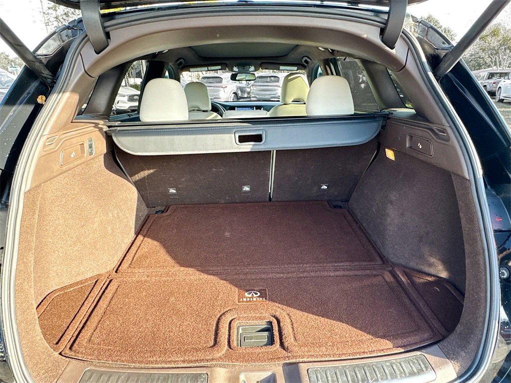 Used 2019 INFINITI QX50 Essential w/ Sensory Package image 29