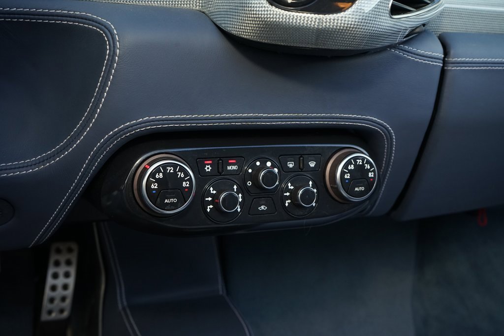 Used 2015 Ferrari 458 Spider image 19