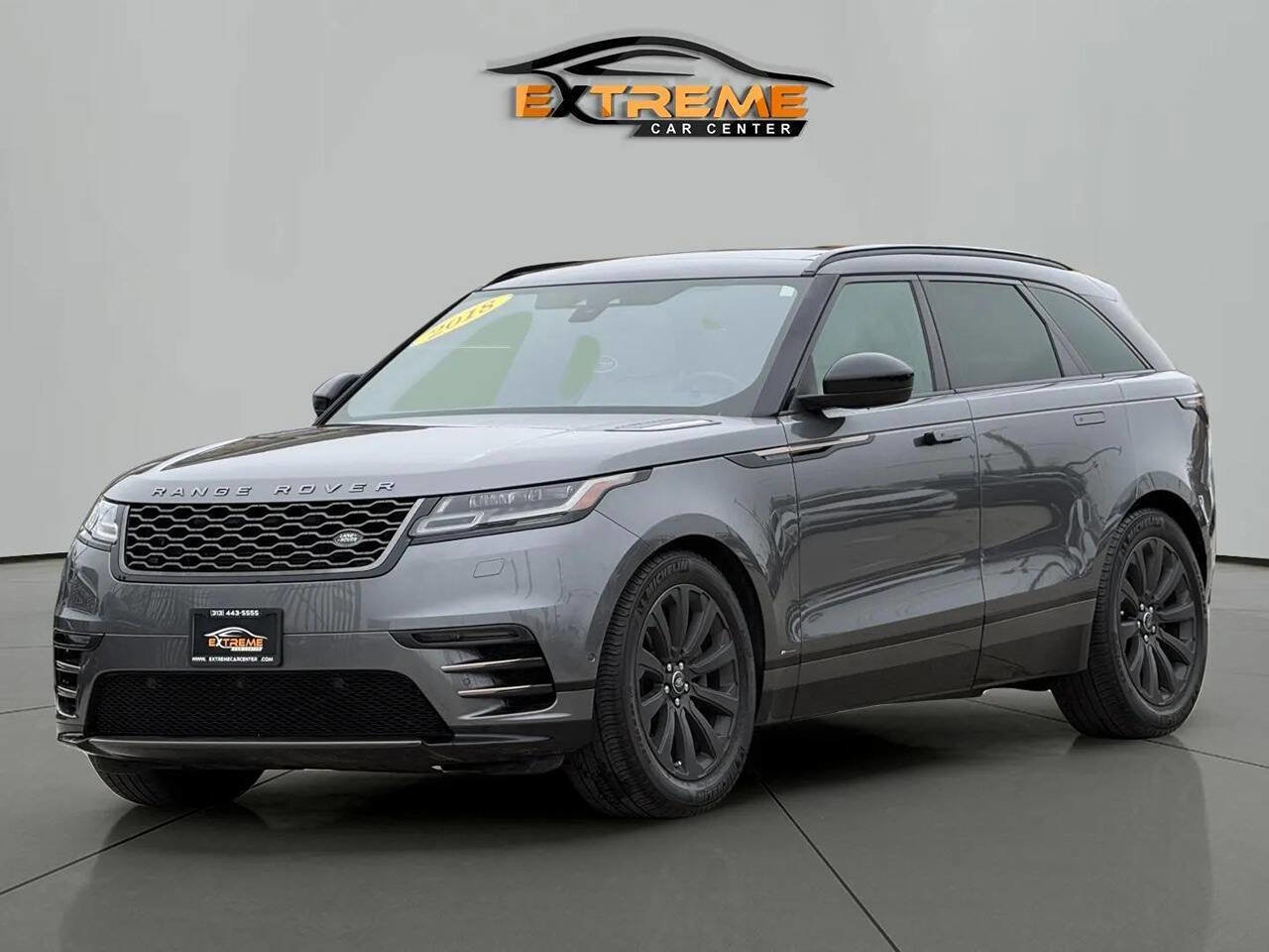 Used 2018 Land Rover Range Rover Velar R-Dynamic SE AWD/4WD image 1