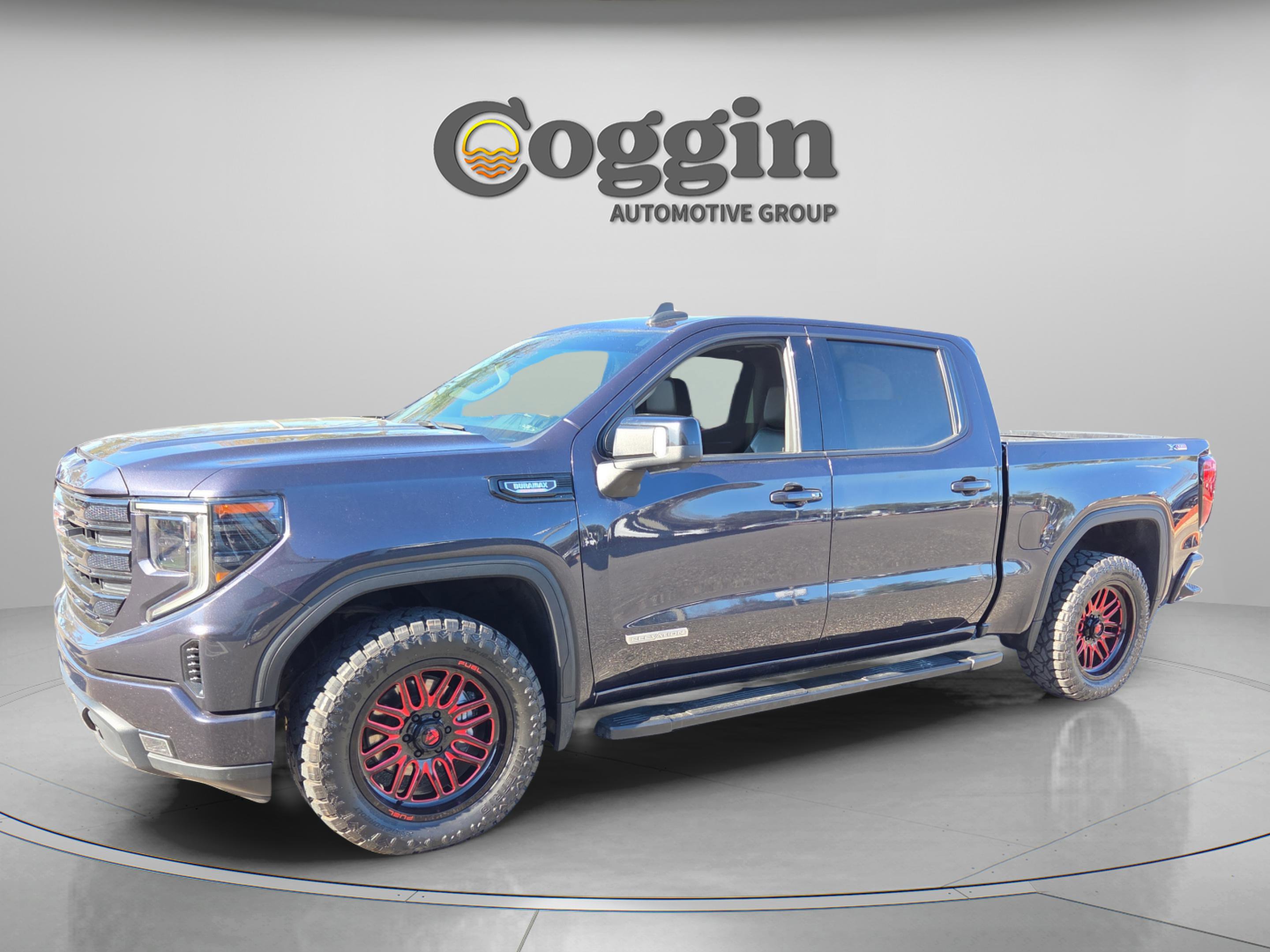 Used 2022 GMC Sierra 1500 Elevation w/ Elevation Premium Package image 1