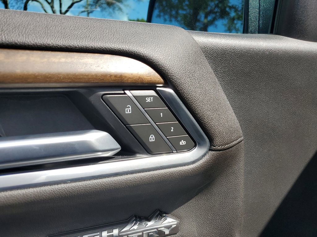Used 2026 Chevrolet Silverado 1500 High Country image 15