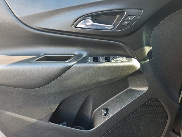 Used 2018 Chevrolet Equinox LT image 12