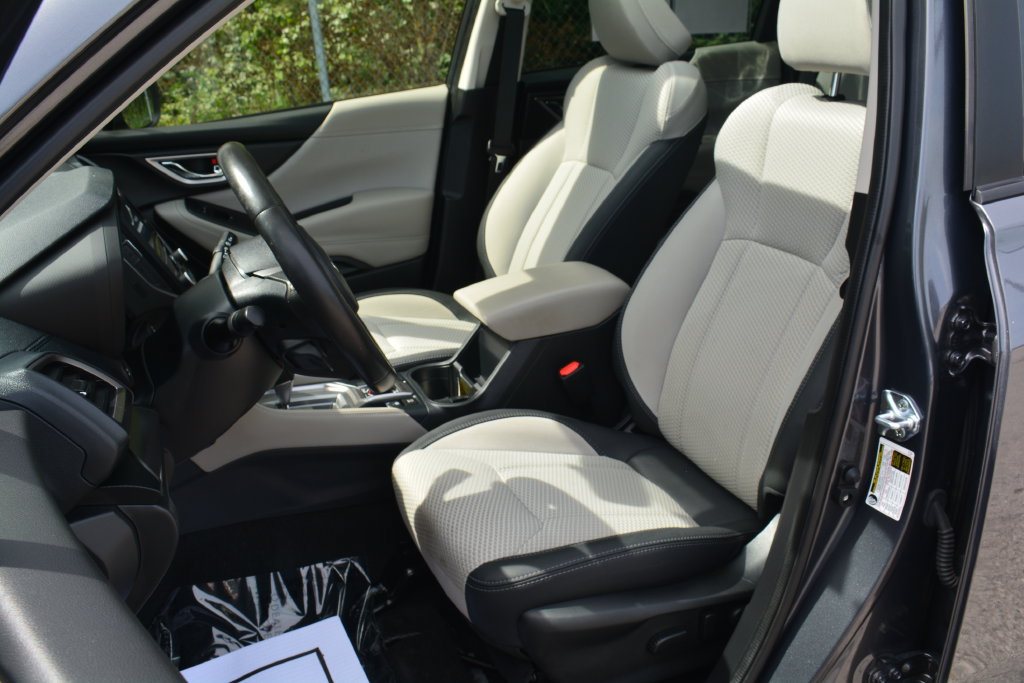Used 2024 Subaru Forester Premium AWD/4WD image 10