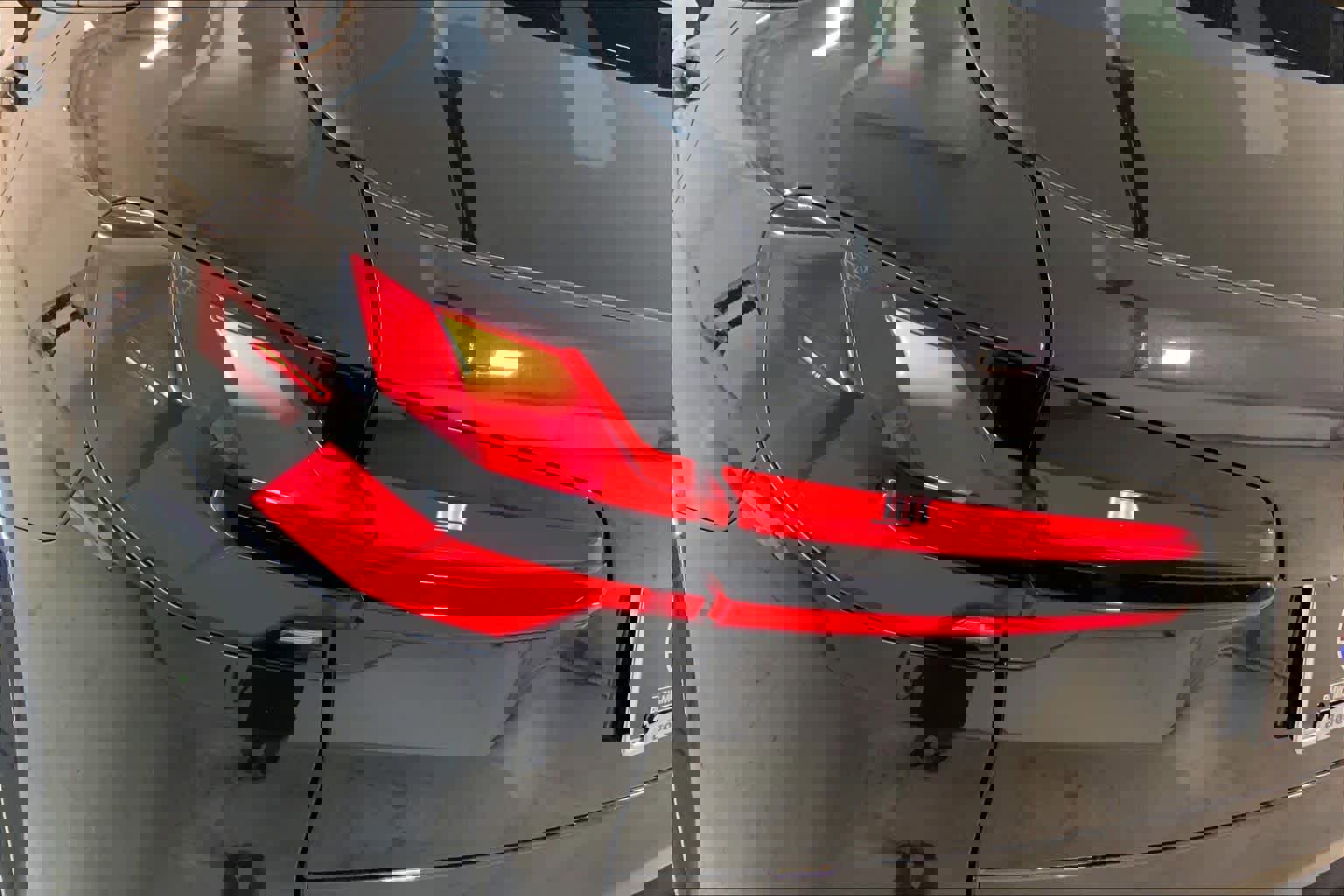 New 2026 BMW X5 M Competition w/ Executive Package image 14