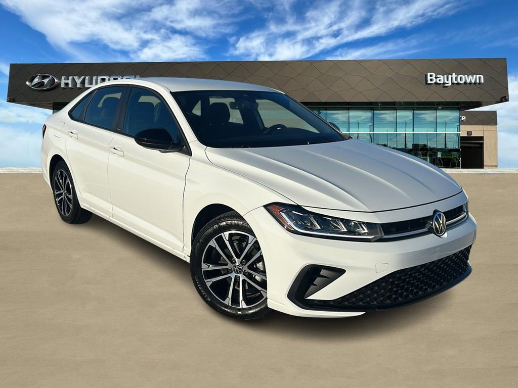 Used 2025 Volkswagen Jetta Sport image 1