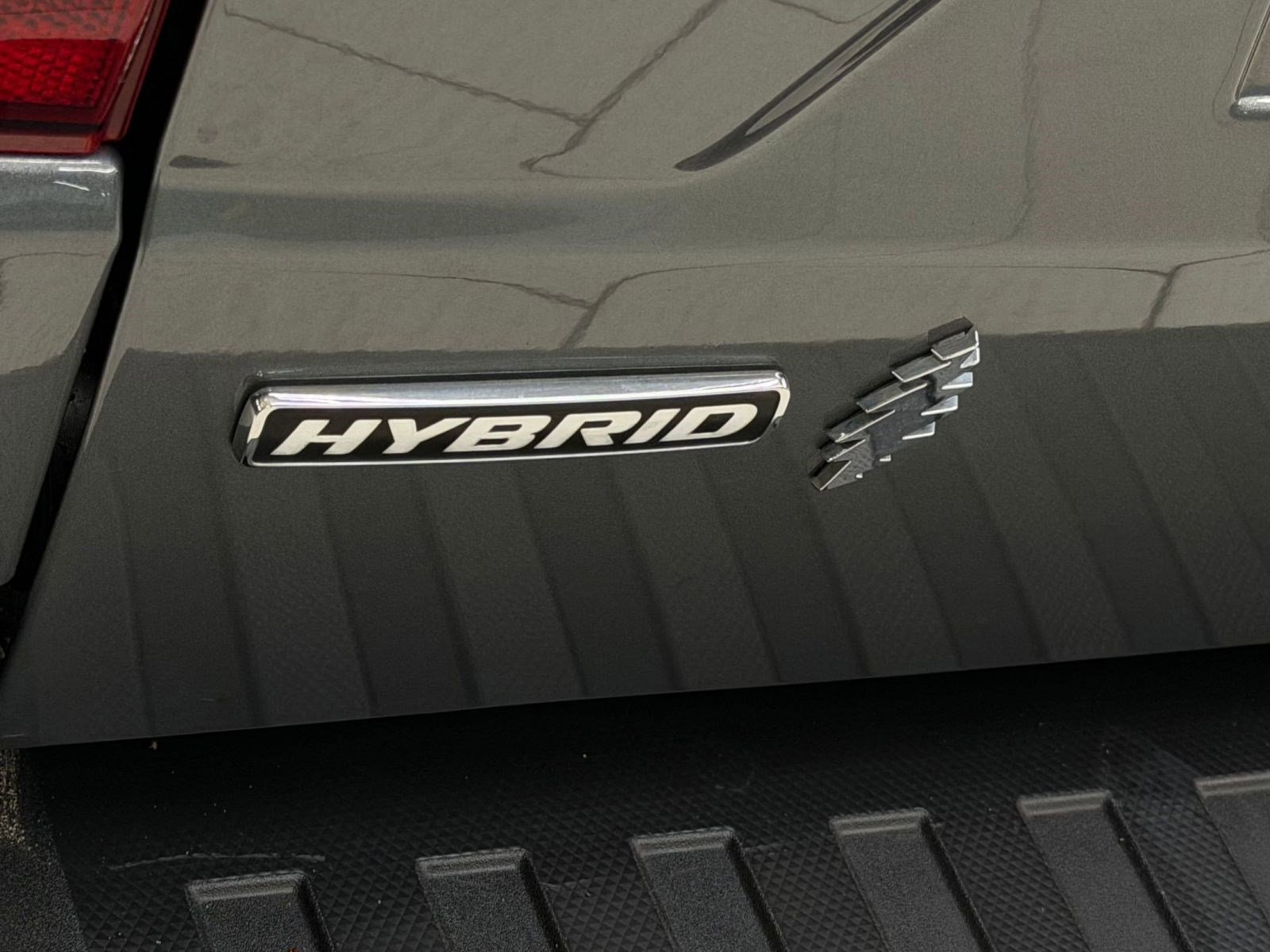 Used 2024 Ford Maverick Lariat w/ Black Appearance Package image 35