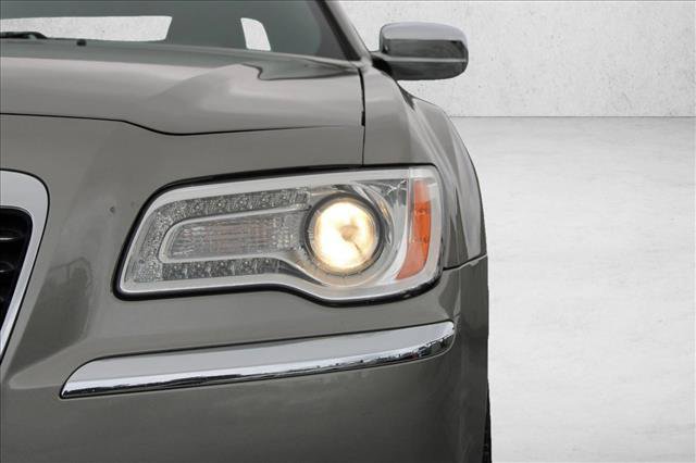 Used 2014 Chrysler 300 C AWD/4WD image 4