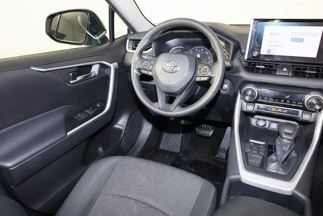 Used 2024 Toyota RAV4 XLE image 9