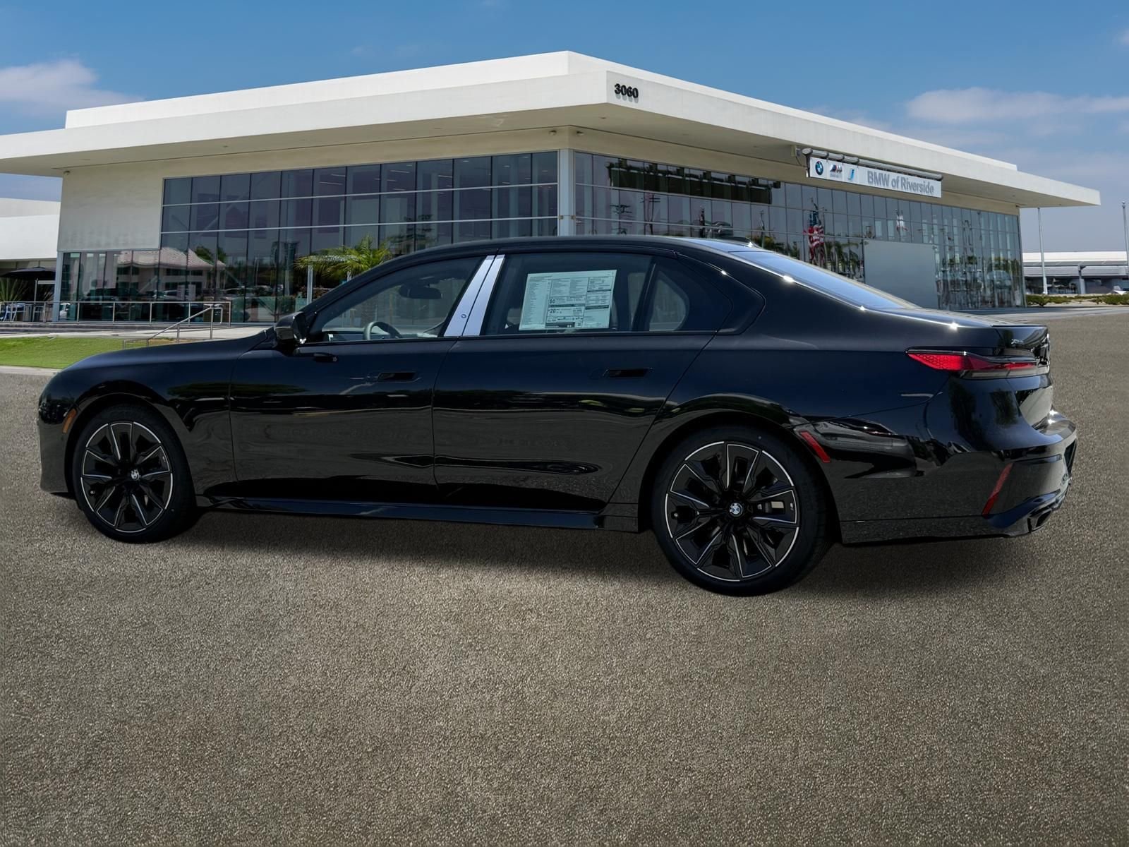 New 2026 BMW 760i xDrive w/ Luxury Rear Seating Package AWD/4WD image 7