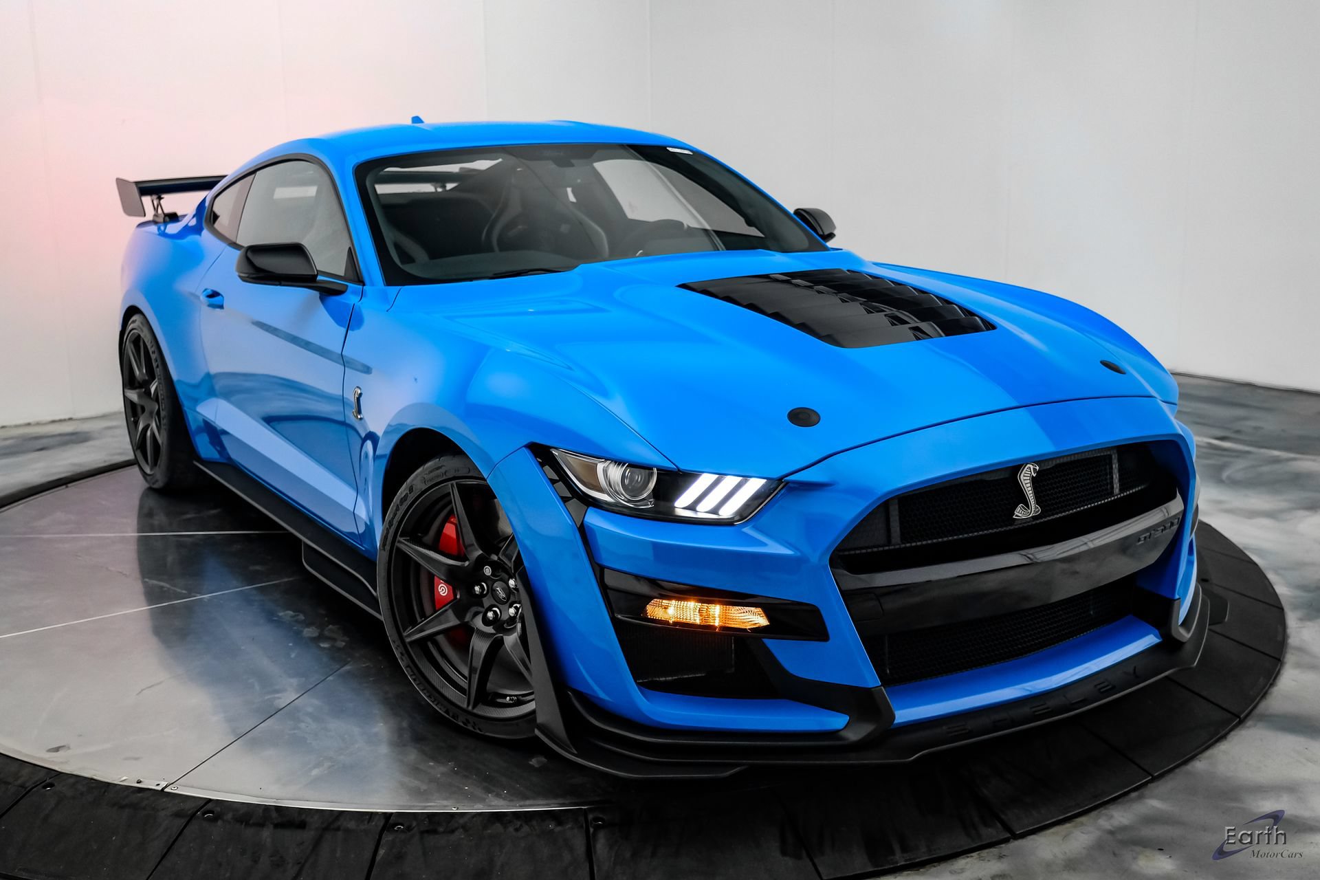 Used 2022 Ford Mustang Shelby GT500 w/ Carbon Fiber Track Pack RWD image 29