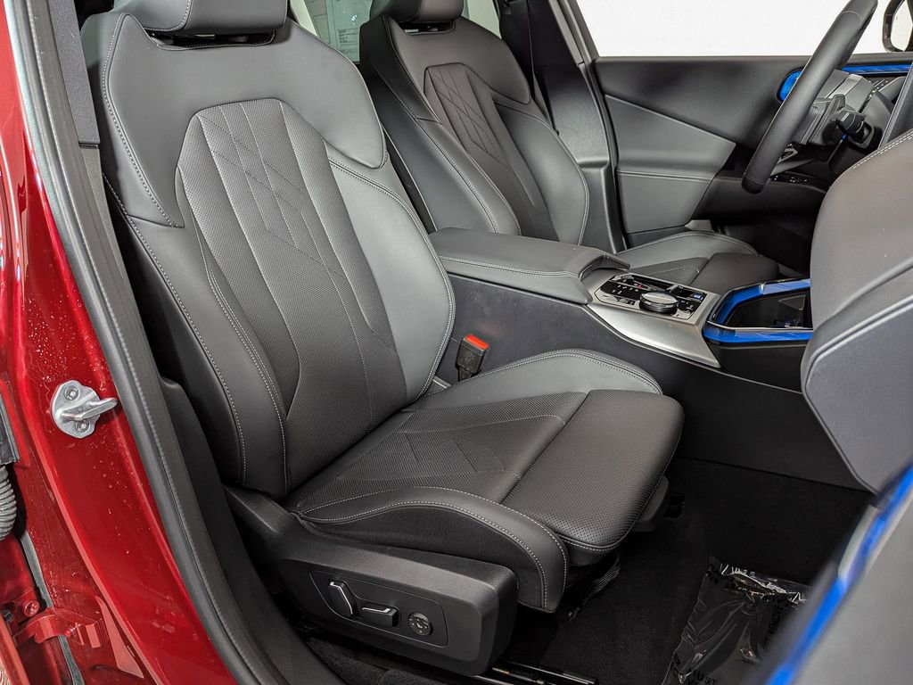 Used 2025 BMW X3 xDrive30i w/ Premium Package image 33
