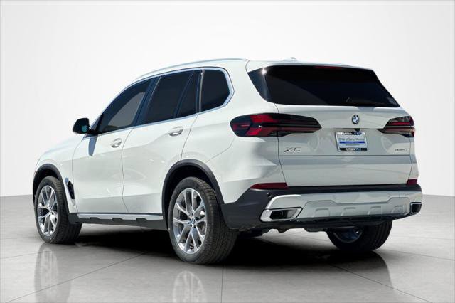 New 2026 BMW X5 xDrive40i w/ Premium Package AWD/4WD image 3