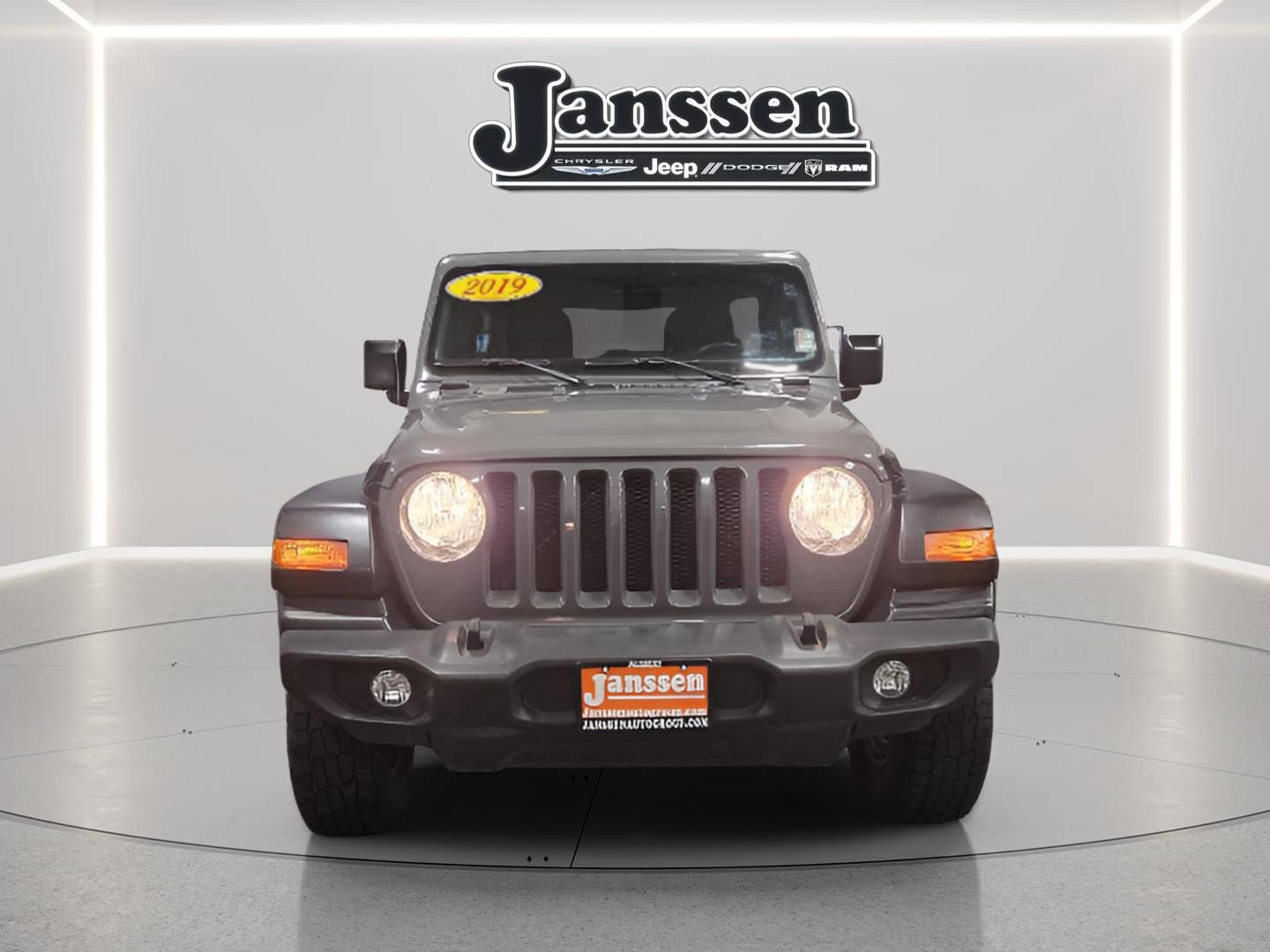 Used 2019 Jeep Wrangler Unlimited Sport S AWD/4WD image 3