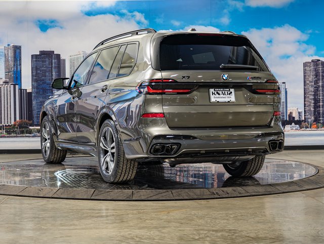 Used 2026 BMW X7 M60i w/ M Sport Professional Package AWD/4WD image 9