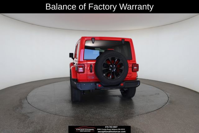 Used 2025 Jeep Wrangler Unlimited Sahara w/ Safety Group image 14