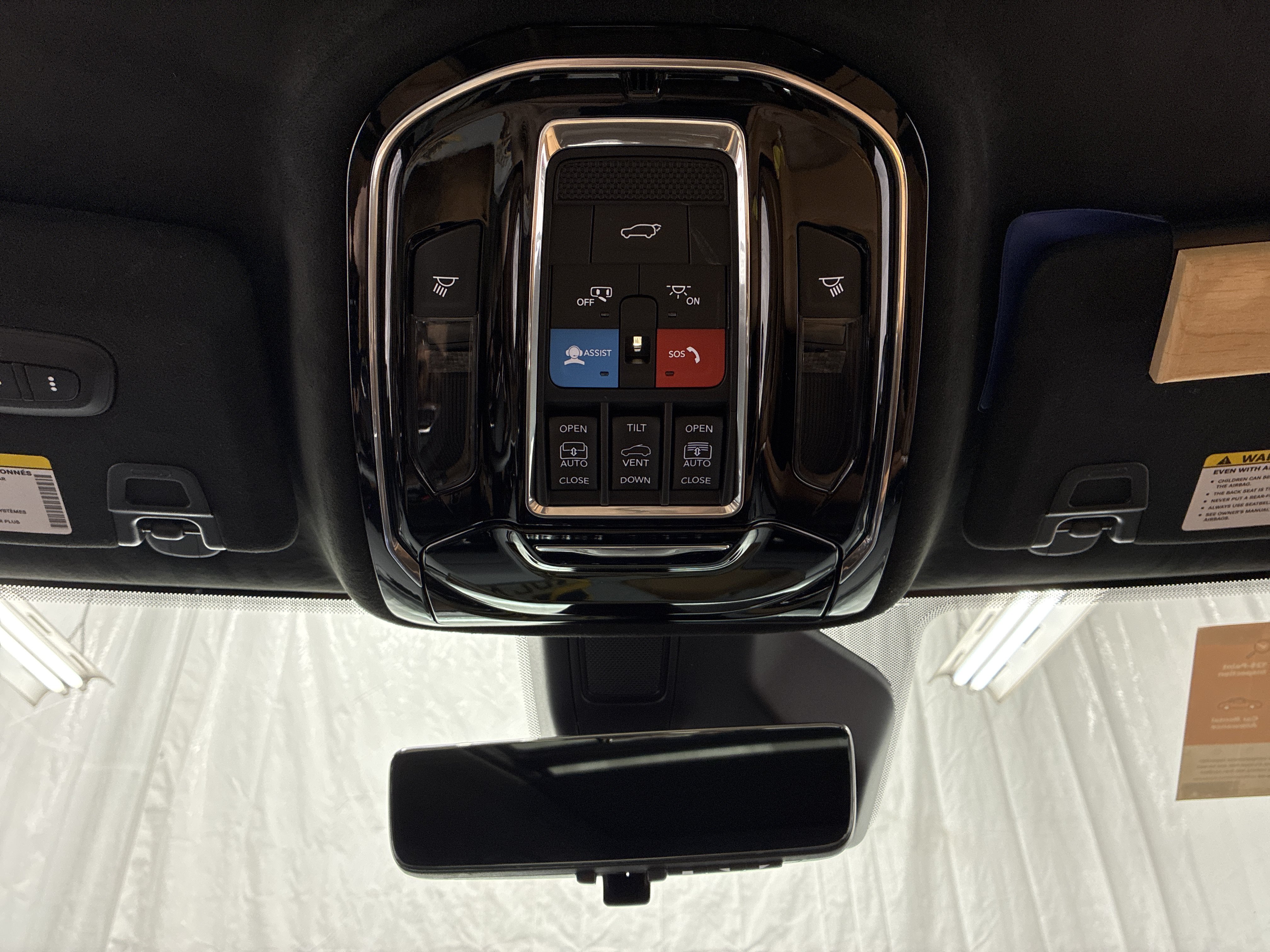Certified 2024 Jeep Grand Cherokee L Summit AWD/4WD image 25