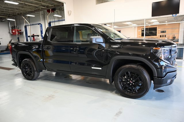 New 2026 GMC Sierra 1500 Elevation image 4