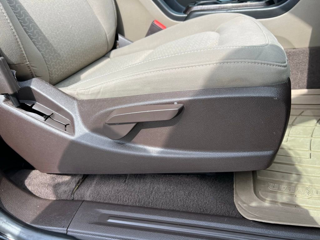 Used 2019 GMC Canyon SLE image 23