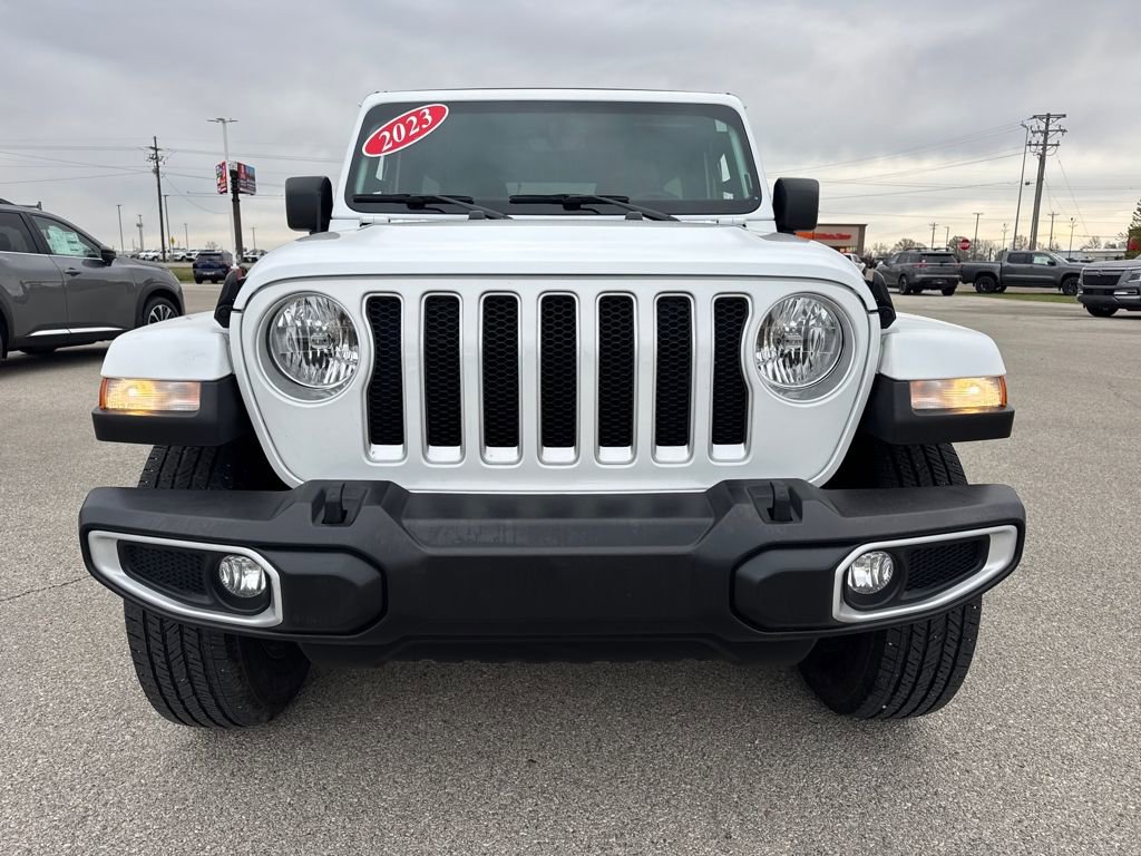 Used 2023 Jeep Wrangler Sahara w/ Cold Weather Group AWD/4WD image 9