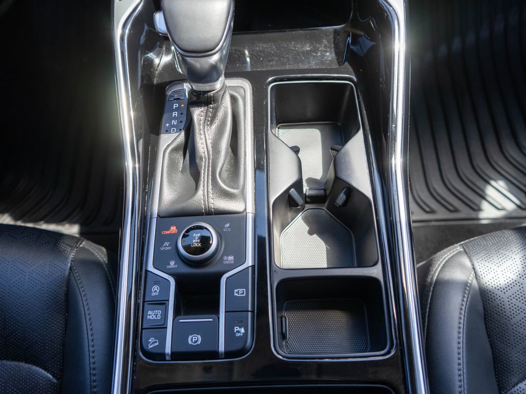 Certified 2023 Kia Sorento SX AWD/4WD image 28