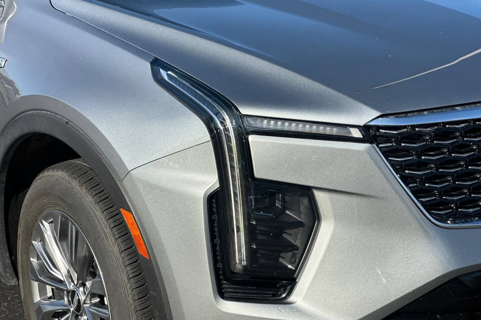 Certified 2025 Cadillac XT4 Premium Luxury FWD image 44