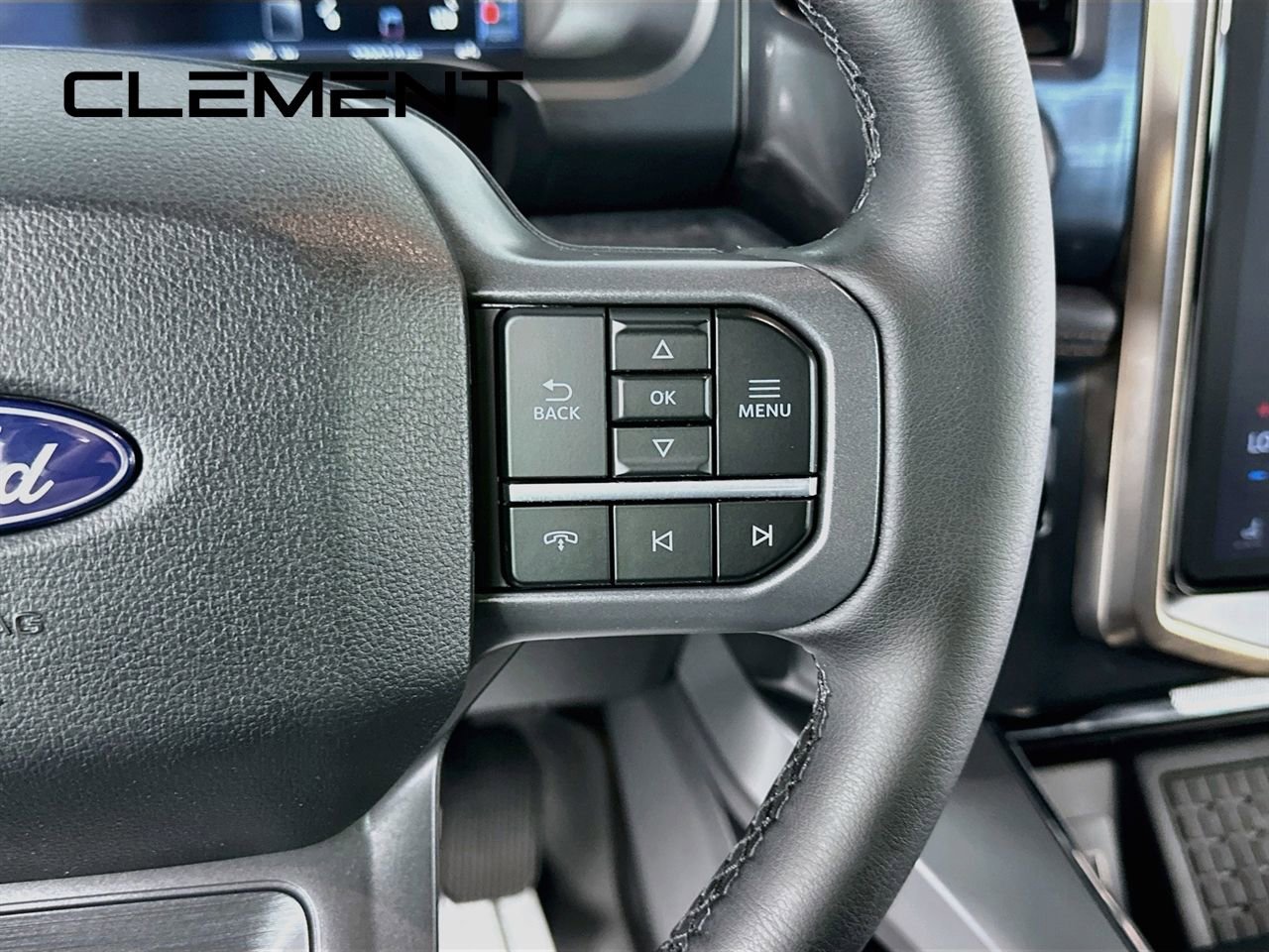 Used 2025 Ford F150 Lightning Lariat AWD/4WD image 17