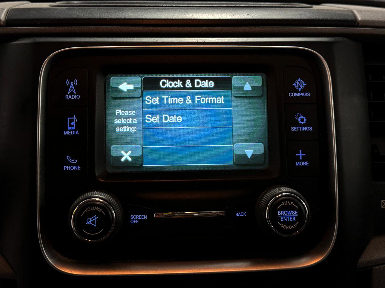 Used 2018 RAM 2500 Tradesman w/ Chrome Appearance Group image 19