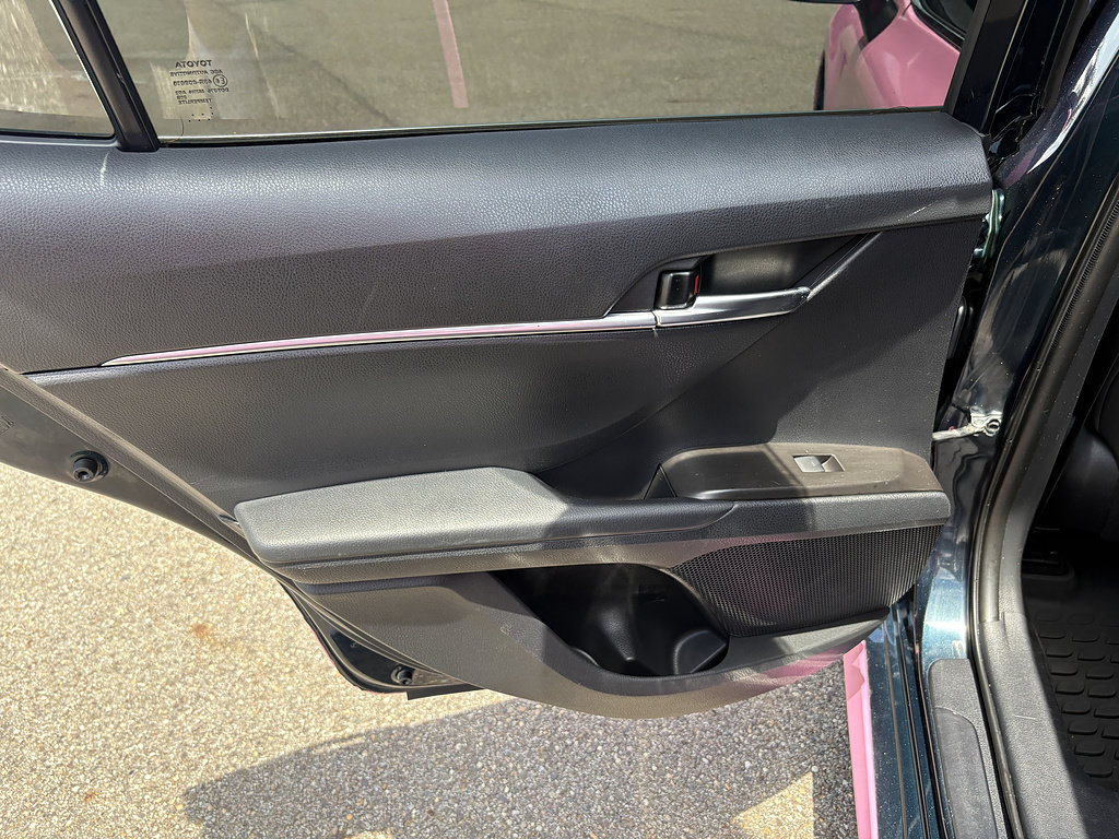 Used 2021 Toyota Camry LE FWD image 16