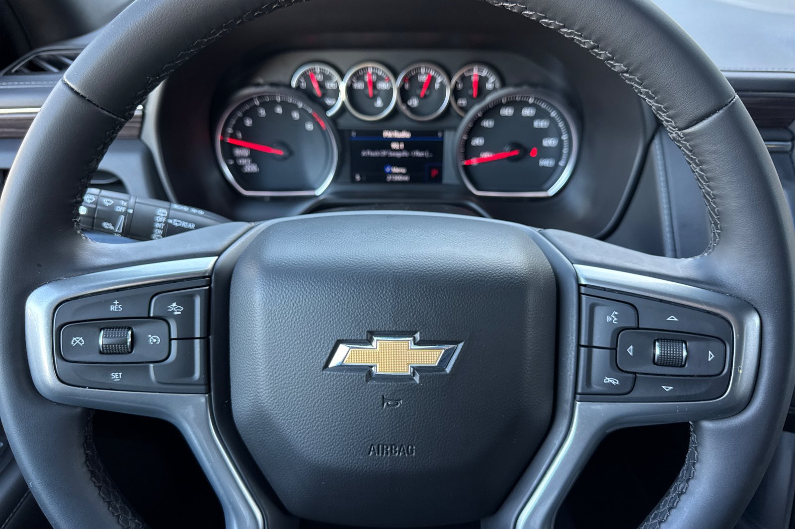 Used 2024 Chevrolet Tahoe LS RWD image 24