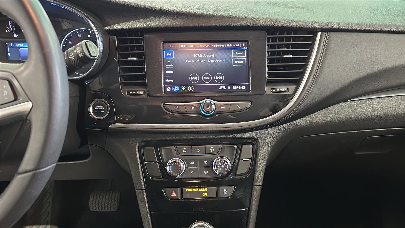 Used 2022 Buick Encore Preferred w/ Safety Package image 18