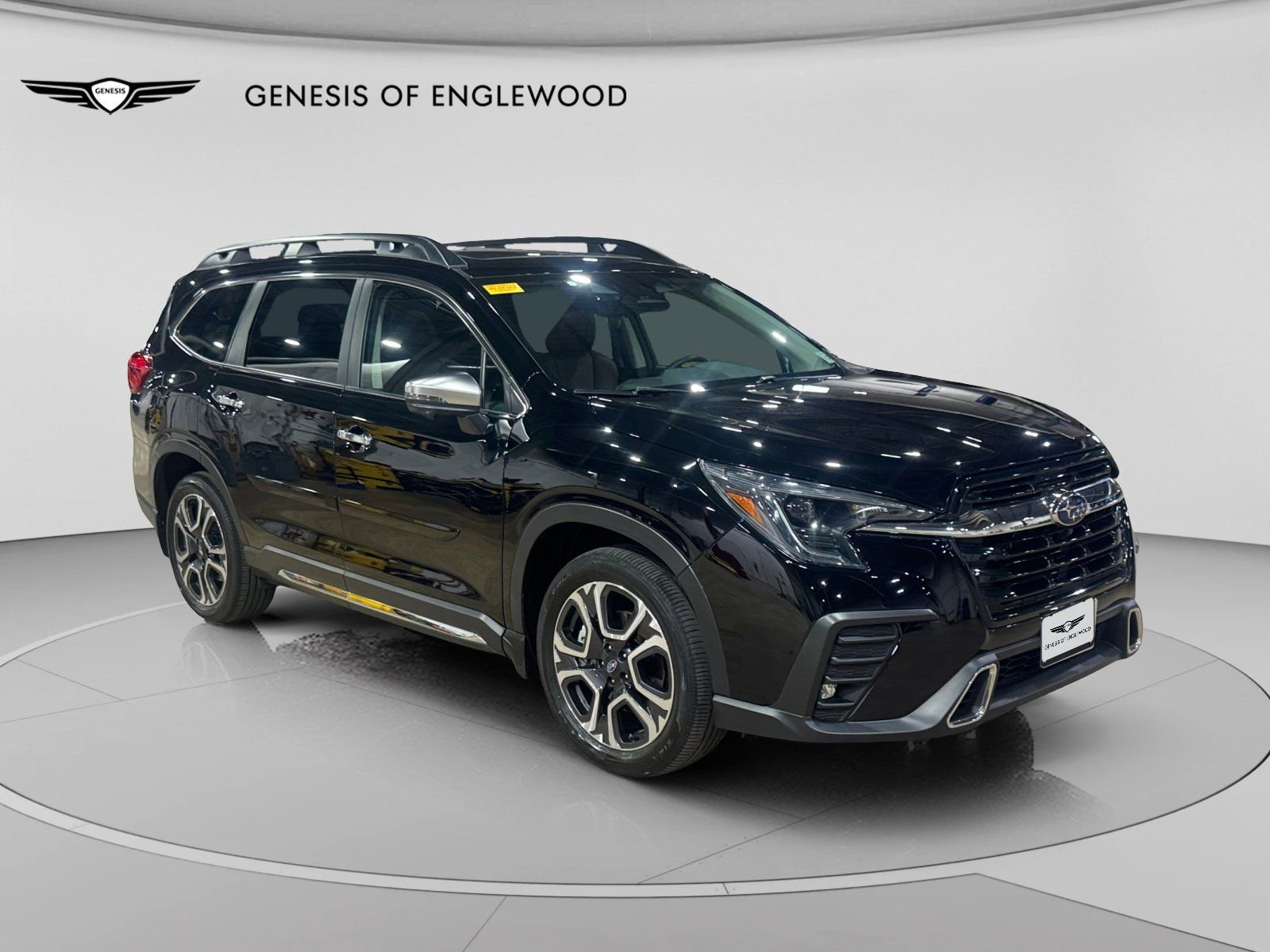 Used 2023 Subaru Ascent Touring AWD/4WD image 4