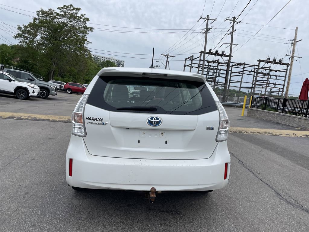 Used 2012 Toyota Prius V Five FWD image 4