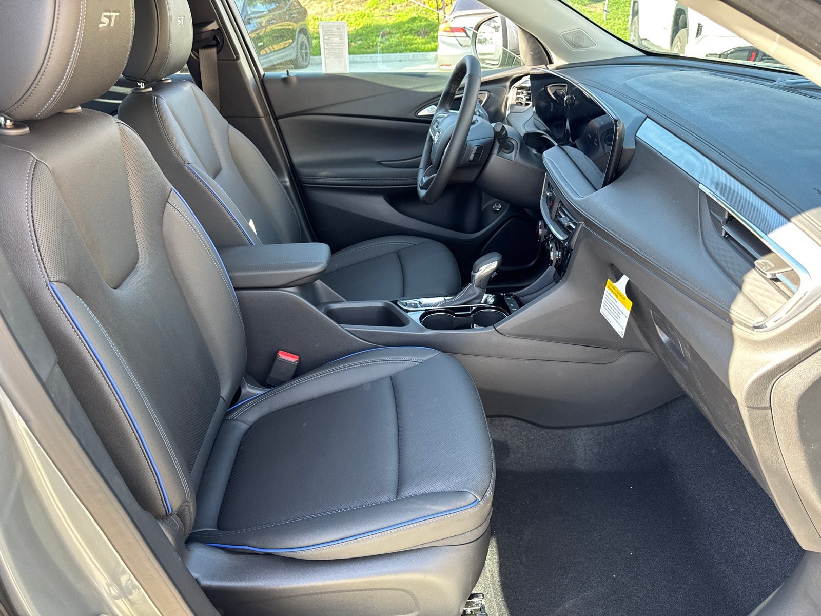 New 2026 Buick Encore GX Sport Touring w/ Comfort Package FWD image 16