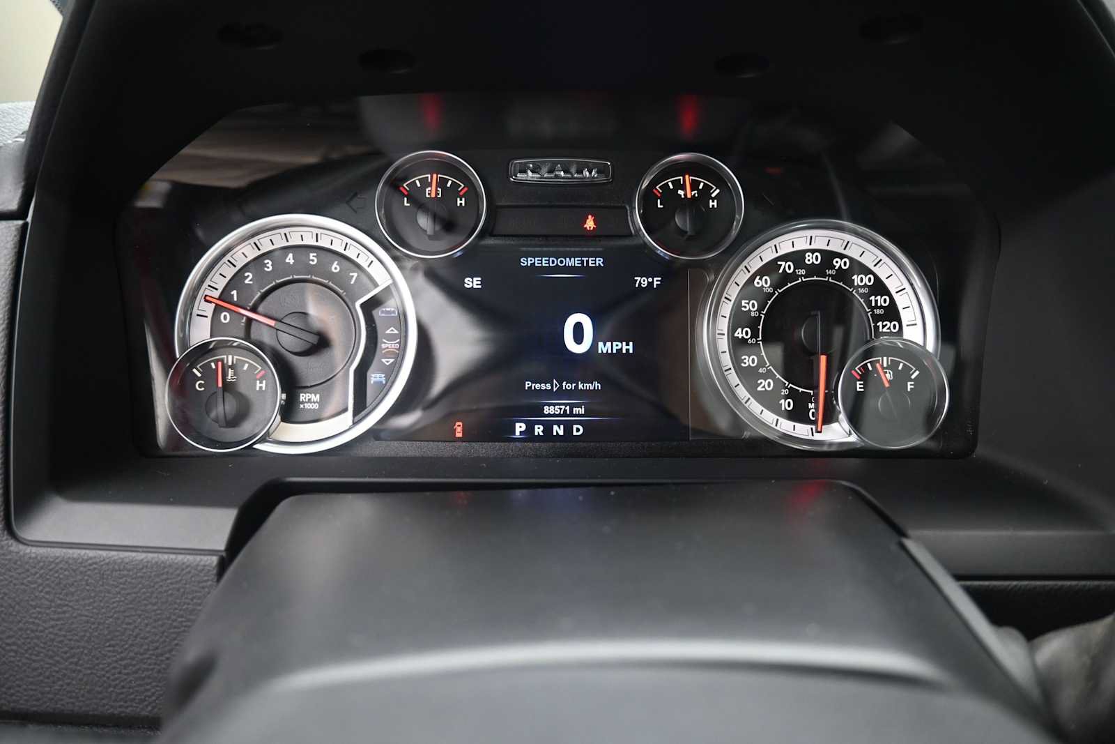 Used 2017 RAM 2500 Laramie AWD/4WD image 7