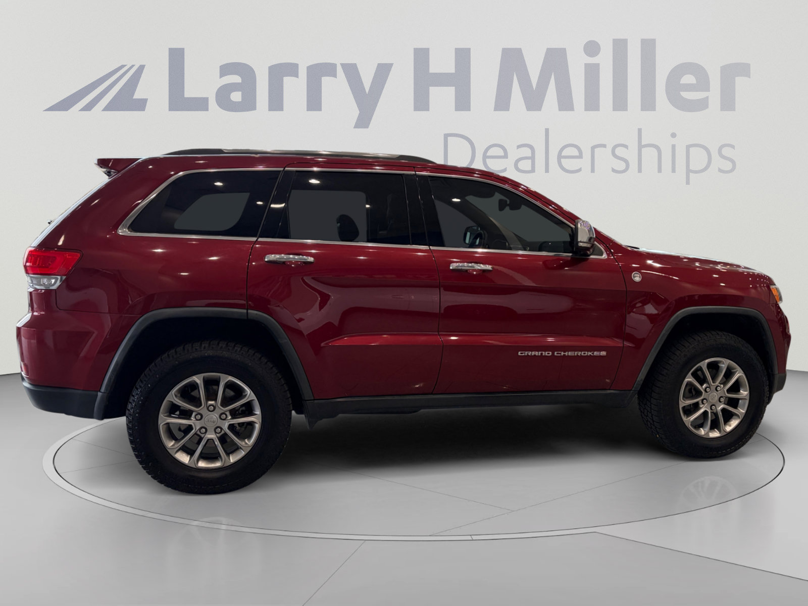 Used 2015 Jeep Grand Cherokee Limited AWD/4WD image 6