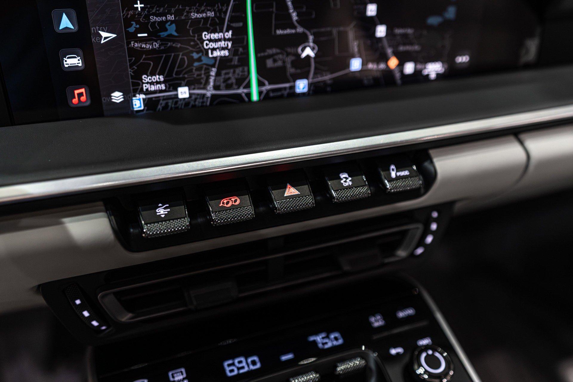 Used 2024 Porsche 911 Carrera 4 GTS image 17