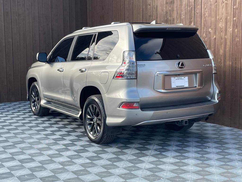 Used 2020 Lexus GX 460 Premium image 11