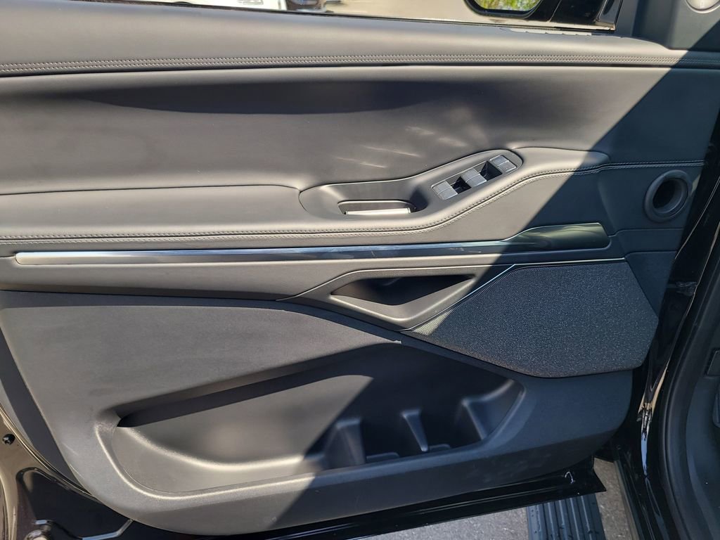 Used 2025 Lincoln Navigator Reserve w/ Jet Appearance Package image 17