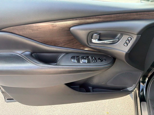 Used 2024 Nissan Murano Platinum w/ Cargo Package AWD/4WD image 11
