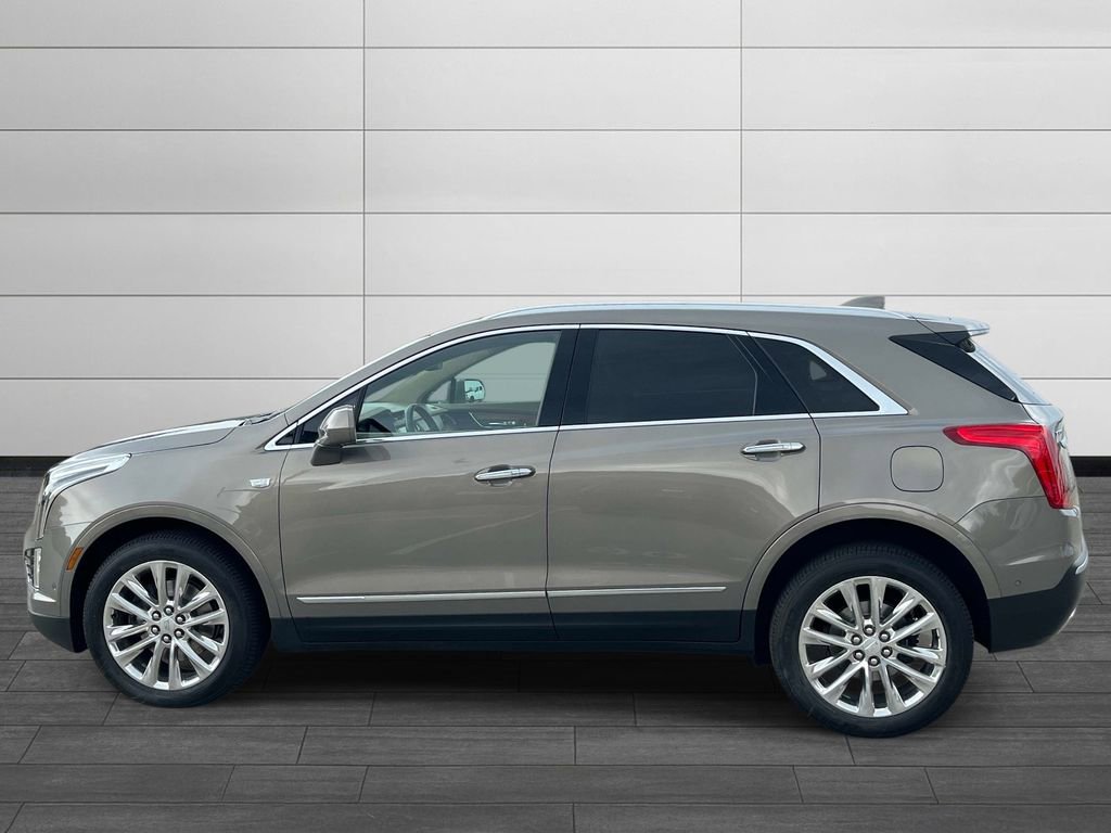 Used 2019 Cadillac XT5 Platinum AWD/4WD image 2